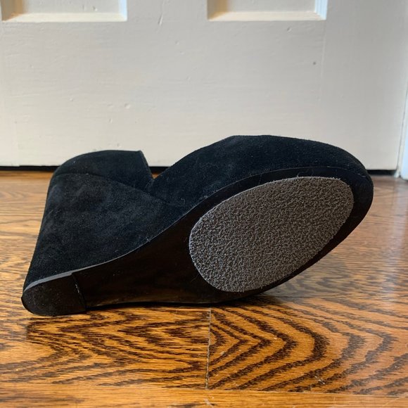 Steve Madden Black Velvet Wedges with Ankle Strap - Picture 3 of 5